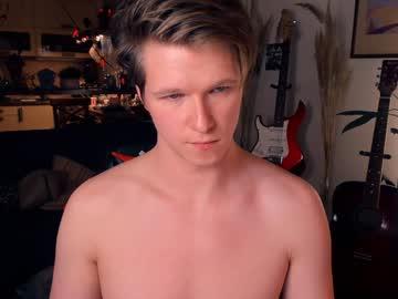 Brestonsweet - Chaturbate model