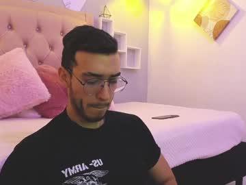 Jhonnypistola - Chaturbate model