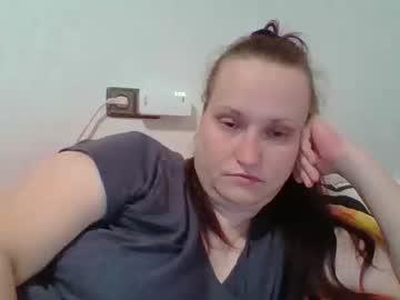 _squirty_pussyyy_ - Chaturbate model