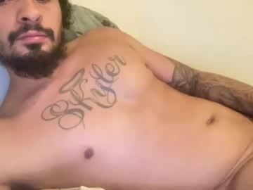 Kriswithek - Chaturbate model