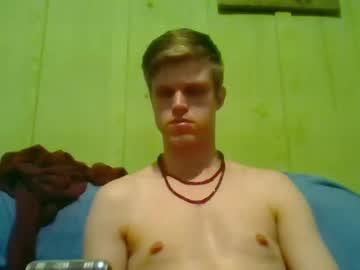 Rabbitwhitebr - Chaturbate model