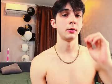 Aaron_bang - Chaturbate model