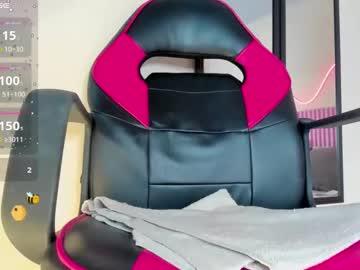 Kinky_yeyns - Chaturbate model