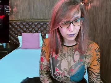 Avrilorr - Chaturbate model