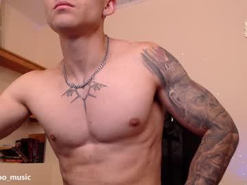 latin_green_eyes_ Chaturbate model