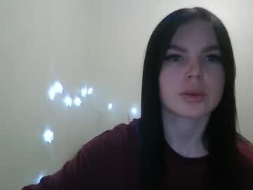 Shy_lia_cute - Chaturbate model