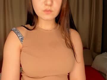 Pollyfenney - Chaturbate model