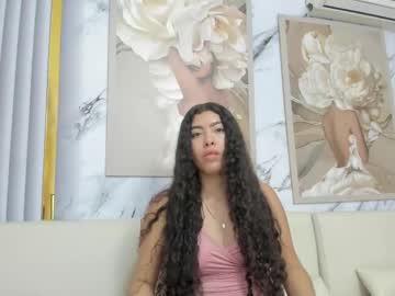 sexycurly4u_ Chaturbate model