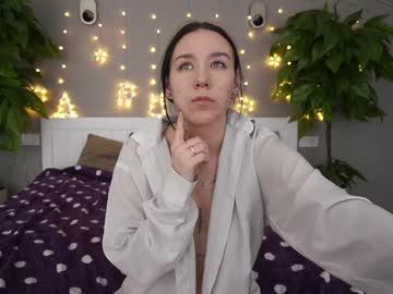 Nikkigoldx - Chaturbate model