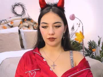 Crazyashh - Chaturbate model