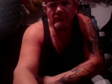 Hornyhungwhiteboy4u269 - Chaturbate model