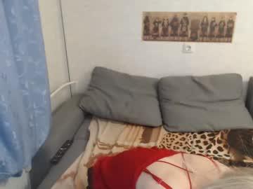 Bonniexxxclyde890154 - Chaturbate model