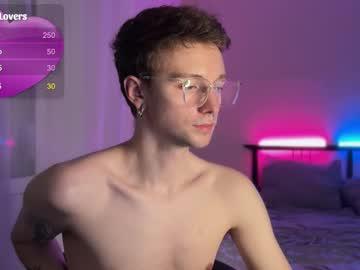 Calvin_polanski - Chaturbate model