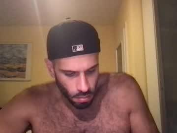 Yul32 - Chaturbate model