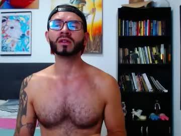 Akiles_r - Chaturbate model