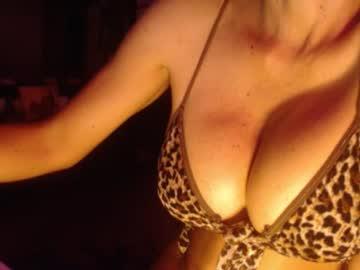 dra_squirt Chaturbate model