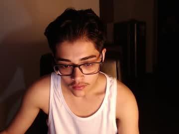 cristian_suarezz Chaturbate model