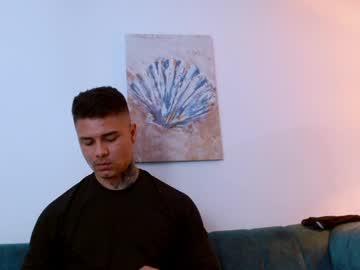 Straight__friends - Chaturbate model