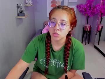 Crystal_rennie - Chaturbate model