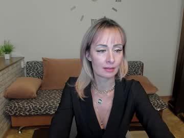 Julia__cherry_ - Chaturbate model