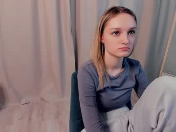 Darlinebaile - Chaturbate model