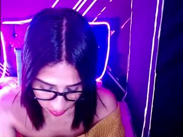 Love_sara24 - Chaturbate model