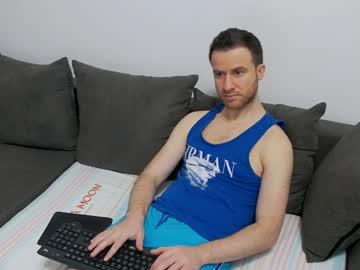 onesexyguy4u Chaturbate model