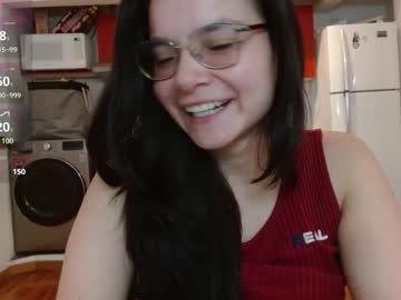 tiny_caroline Chaturbate model