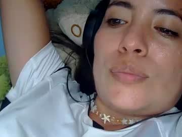 Kissmelovejummy - Chaturbate model