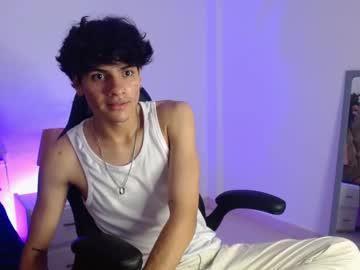 themilow Chaturbate model