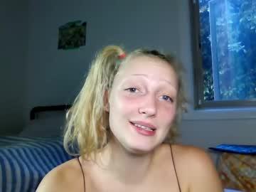 Prettyunicorn555 - Chaturbate model