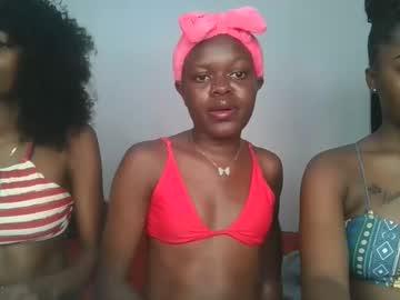 petite_queen1 Chaturbate model