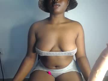 Sexyla_xoxo - Chaturbate model