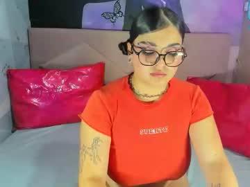 charlot_miss Chaturbate model