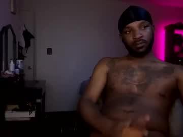 Luverboibbc - Chaturbate model