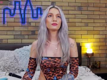 Ellacharmx - Chaturbate model