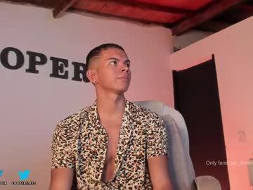 Cooper_32 - Chaturbate model