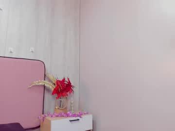 Honeygray_ - Chaturbate model