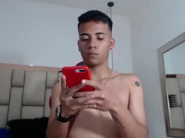 Maximogrey - Chaturbate model