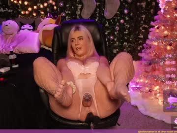 Bellabearts - Chaturbate model