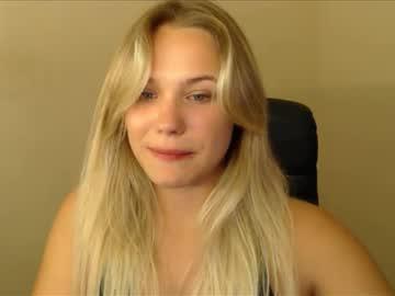 Gwyneth_paltroww - Chaturbate model