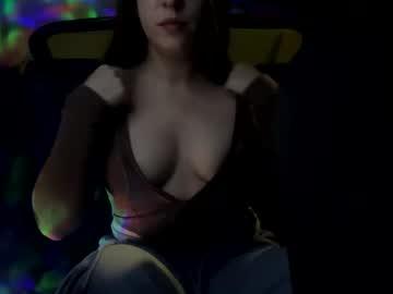 Ariavale - Chaturbate model