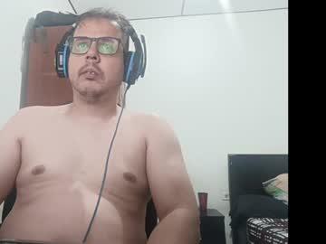 juannieto Chaturbate model