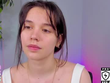 Jolly_bell - Chaturbate model