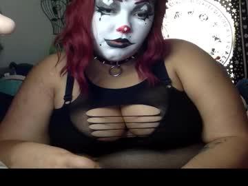 cl0wnm0mmy Chaturbate model