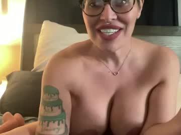 Nickimarie01 - Chaturbate model