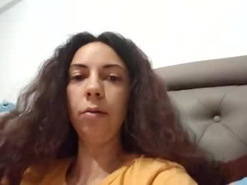 Naughtycurls69 - Chaturbate model