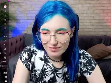 kristalylove Chaturbate model