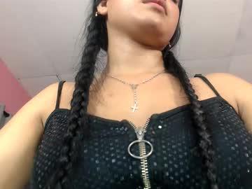 Dinna_raves - Chaturbate model