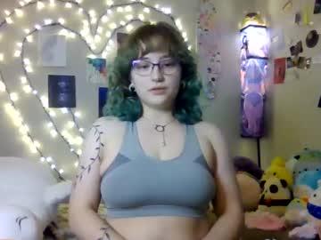 _noodlecake_ - Chaturbate model